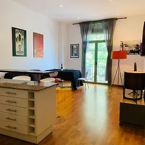 Hermoso Piso En El Centro De Spain
