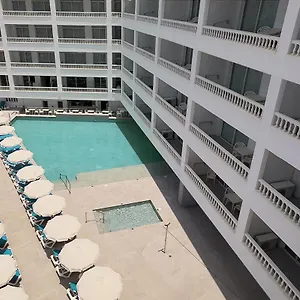 https://blue-sea-lagos-de-cesar.tenerifehoteles.net