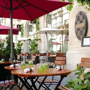Sofitel Arc De Triomphe ***** Париж