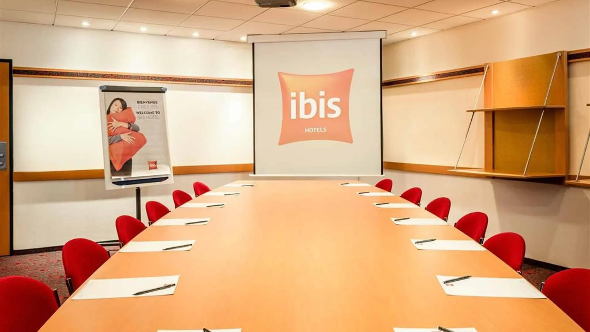 Отель Ibis Paris 17 Clichy-Batignolles