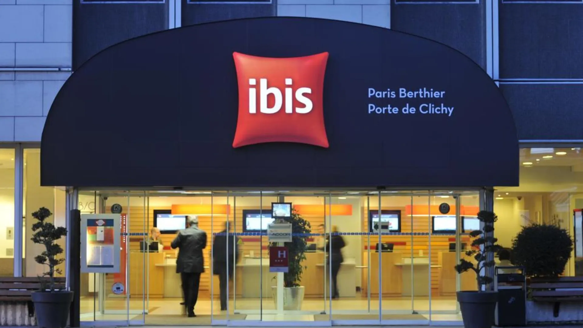 Отель Ibis Paris 17 Clichy-Batignolles Франция