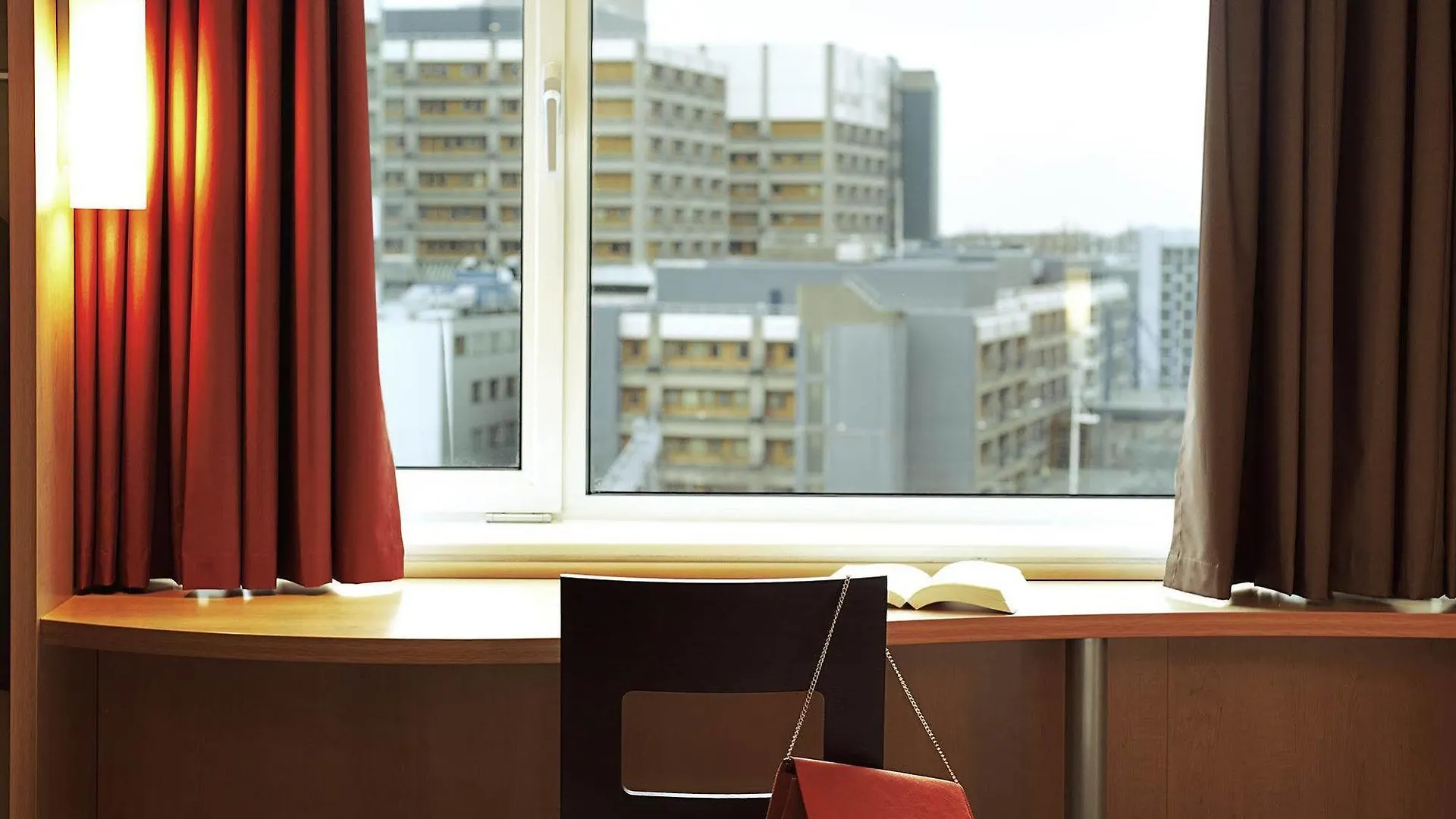 Отель Ibis Paris 17 Clichy-Batignolles Франция